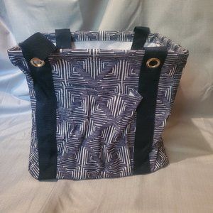 Small Utility Tote in Windswept Diamonds